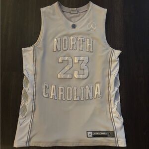 Michael Jordan UNC North Carolina Tar Heels #23 Jordan Jersey Size L